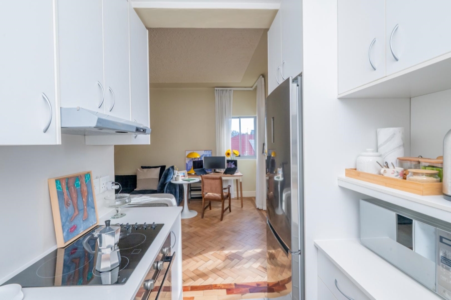 To Let 1 Bedroom Property for Rent in Fresnaye Western Cape